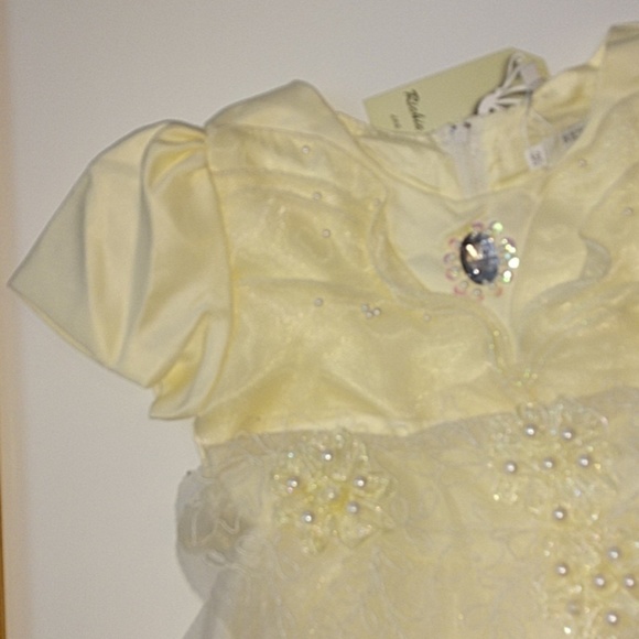 Richie House Yellow Tiered Layered Princess Dress NWT - Picture 6 of 7